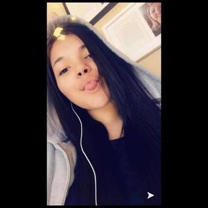 Meet your Posher, Anahi